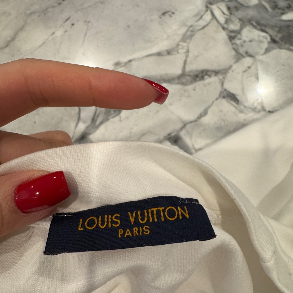 Louis Vuitton White Short Sleeve Cropped Tee with Black Monogram Hem s 38 - Picture 5 of 5